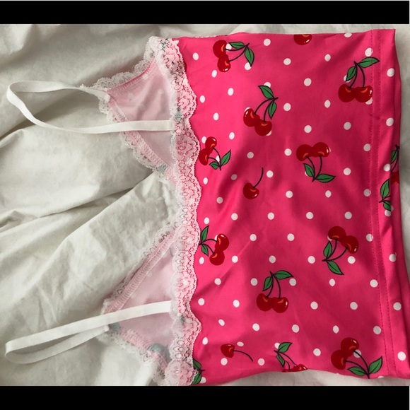 Pink cherry cami - Picture 2 of 2